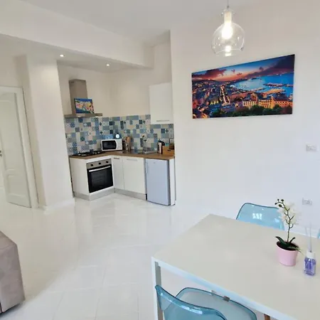 Apartman Blumarine In Nápoly